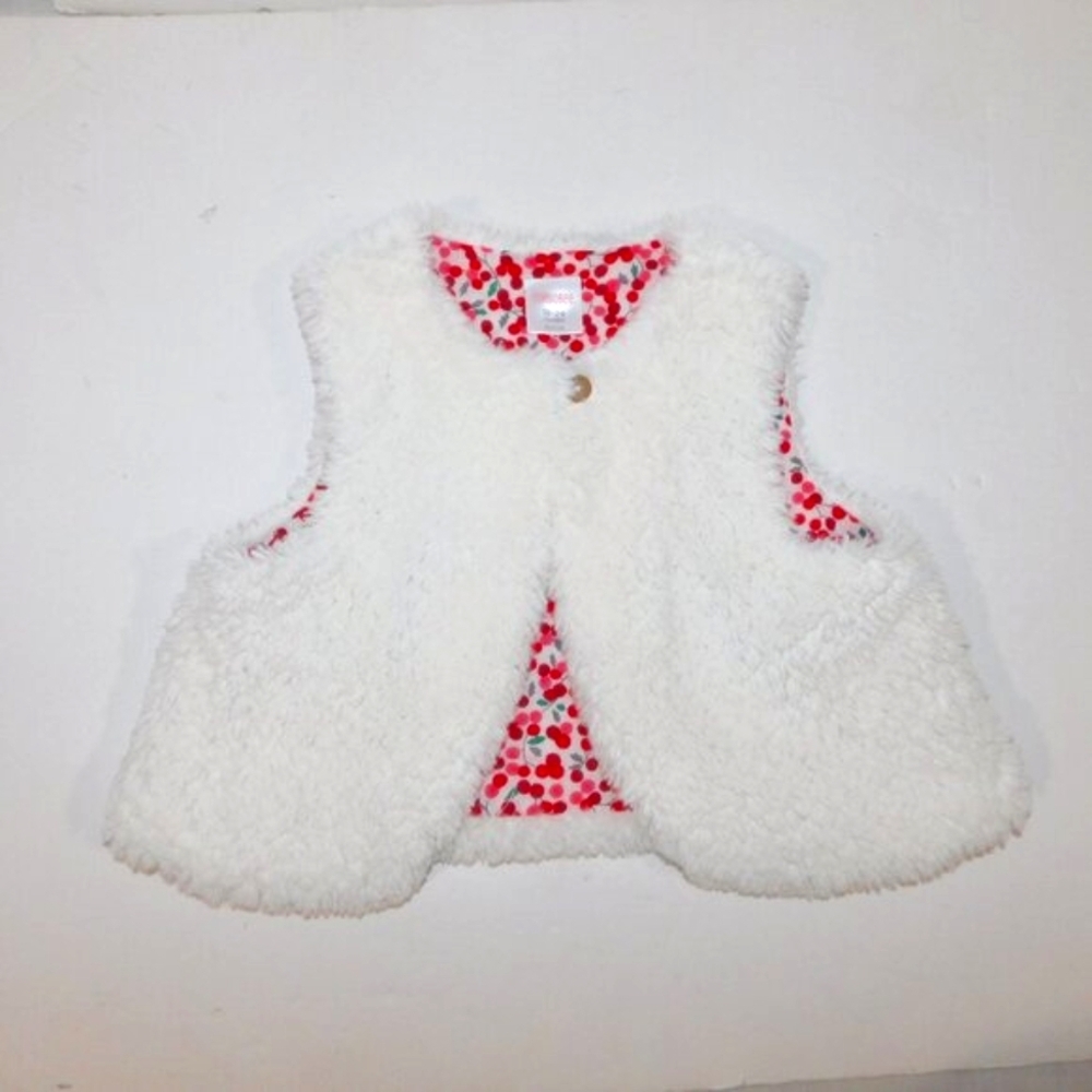 Gymboree Baby Girl 18-24 months White Sherpa Vest Holly Pattern Lined